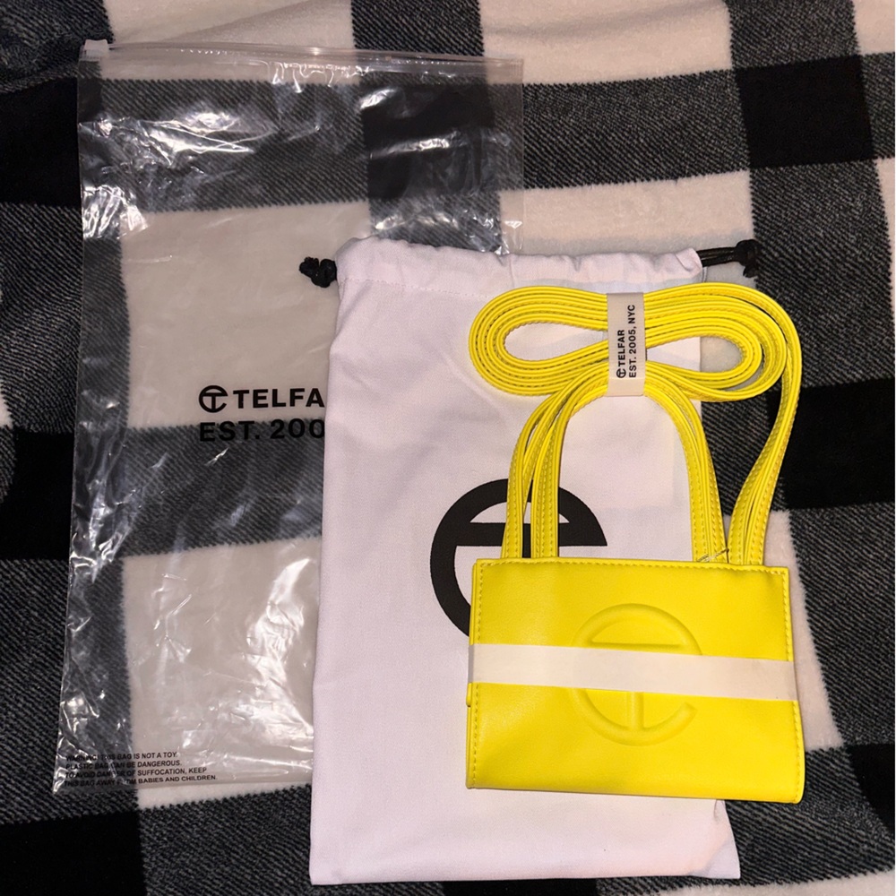BRAND NEW HIGHLIGHTER YELLOW TELFAR BAG